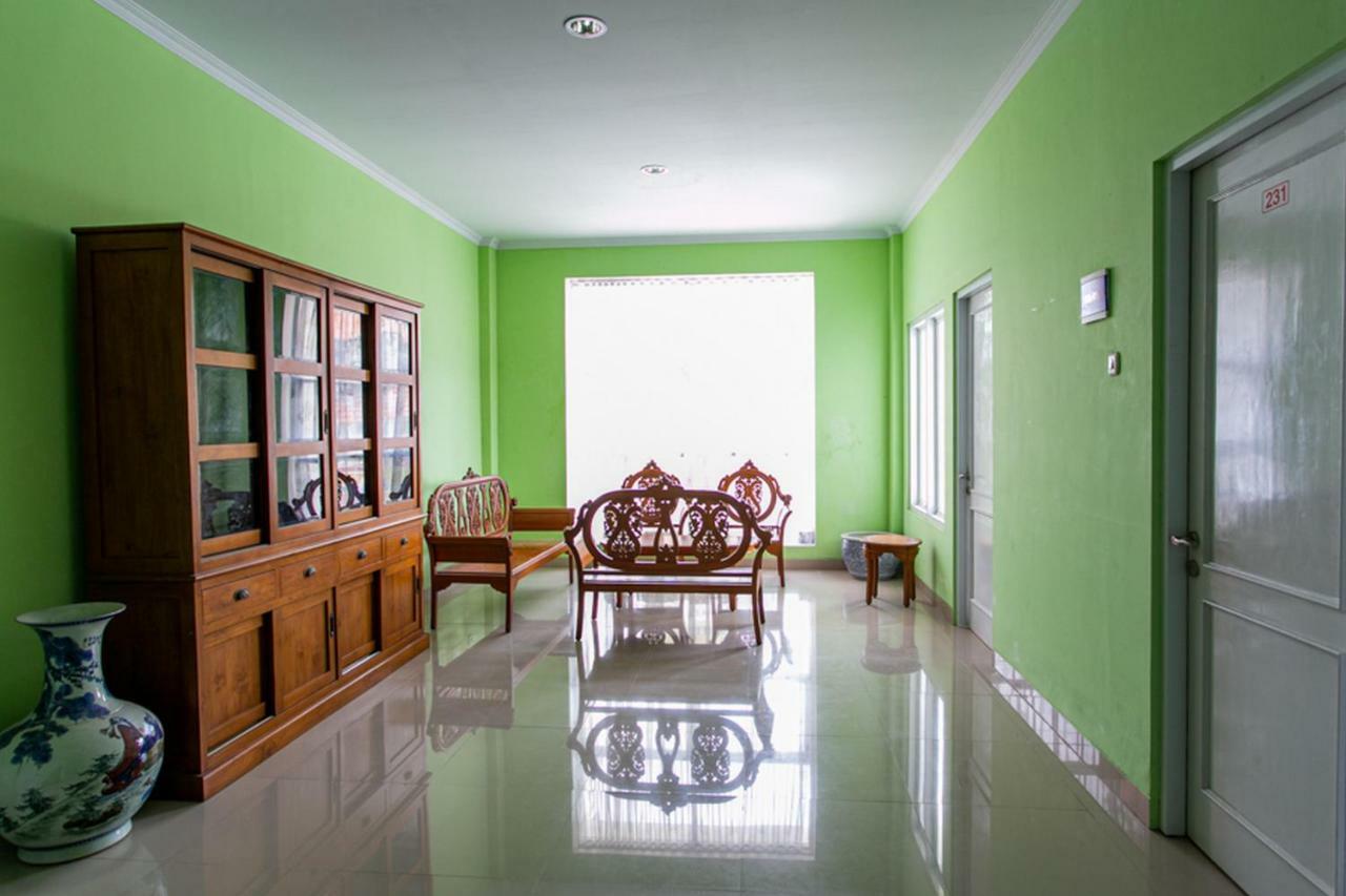 Reddoorz Near Universitas Muhammadiyah Yogyakarta Jarakan Kültér fotó